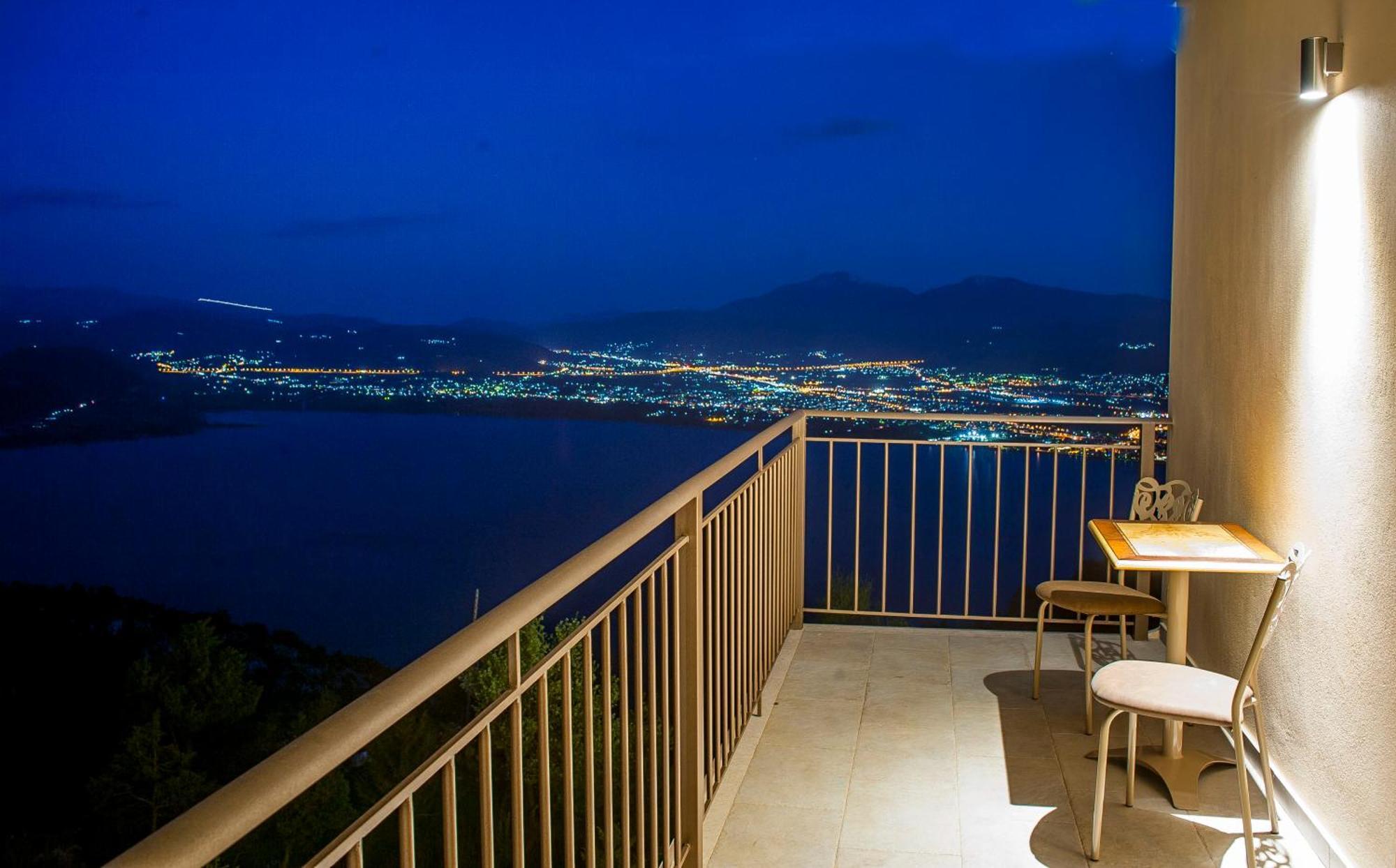 Arktos Hotel Yanya Dış mekan fotoğraf