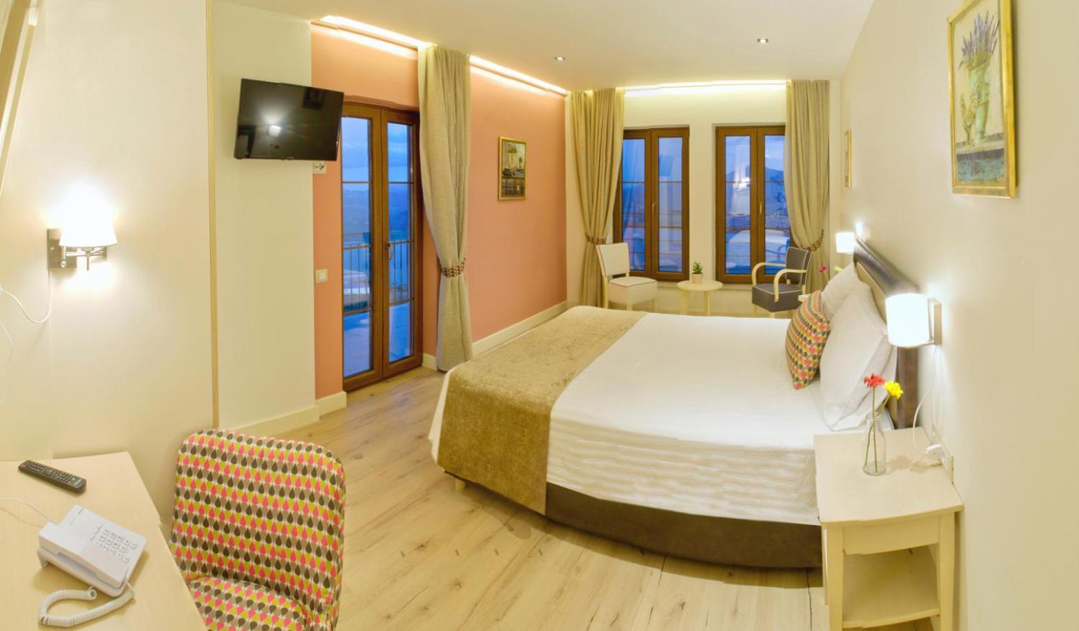 Arktos Hotel Yanya Dış mekan fotoğraf