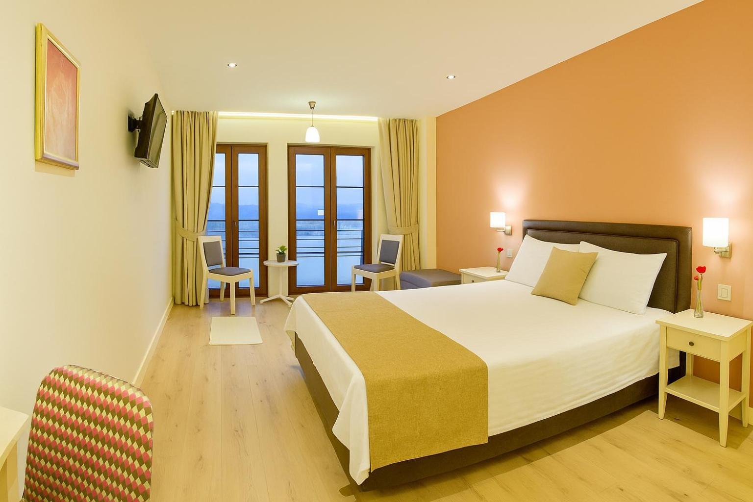 Arktos Hotel Yanya Dış mekan fotoğraf